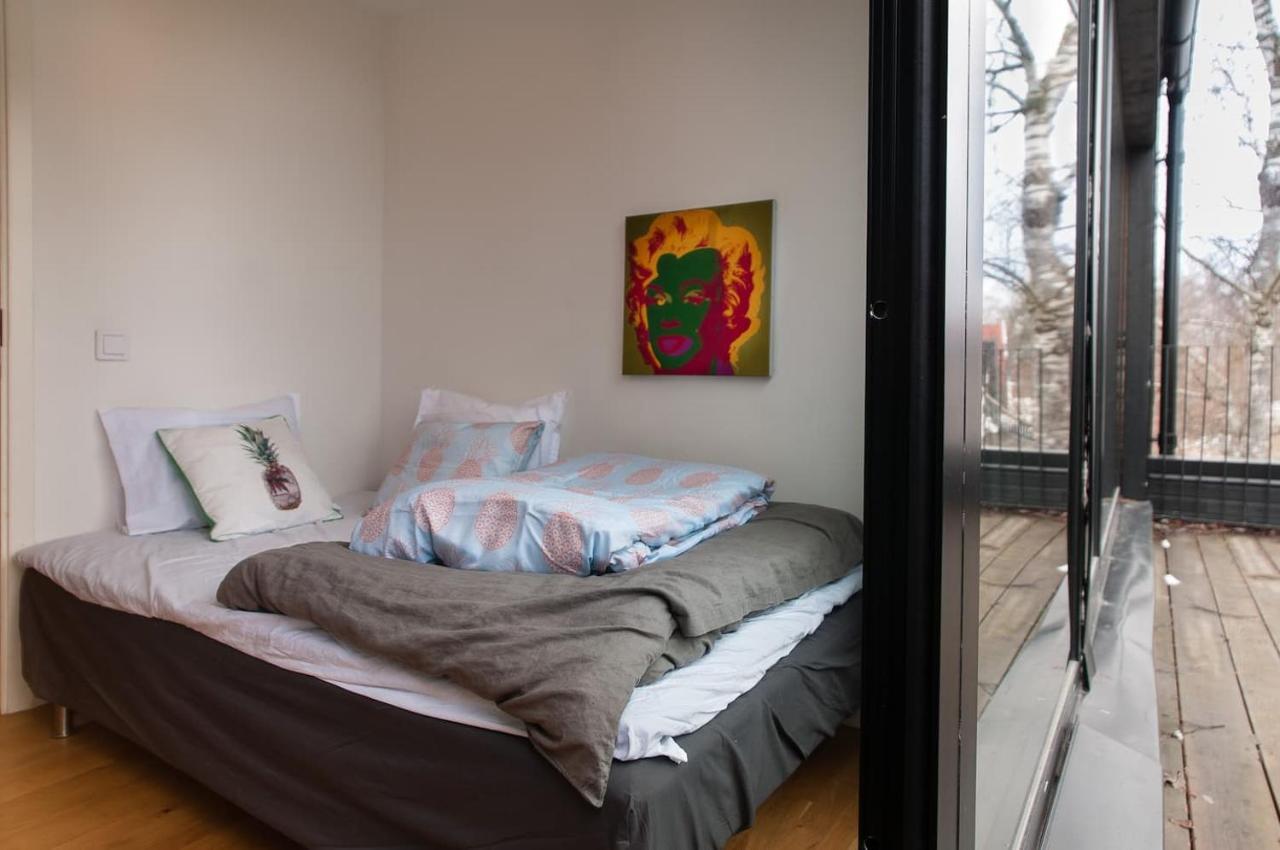 Willa Townhouse On Arlanda Stockholm Metro Line - Easy Checkin Sollentuna Zewnętrze zdjęcie